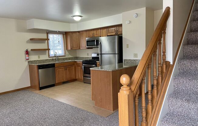 1 bed, 1 bath, $1,050, Unit 426 Holland - A