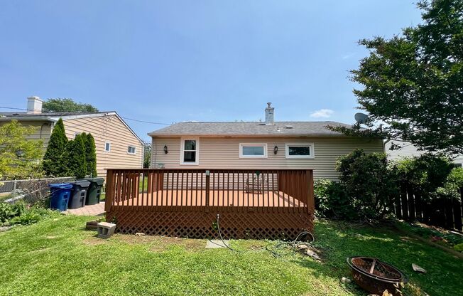 Stunning 3-Bedroom Single Family Home in Glenside! Available NOW!
