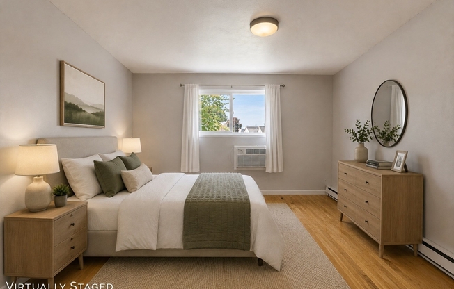 2 beds, 2 baths, 978 sqft, $2,900, Unit 5