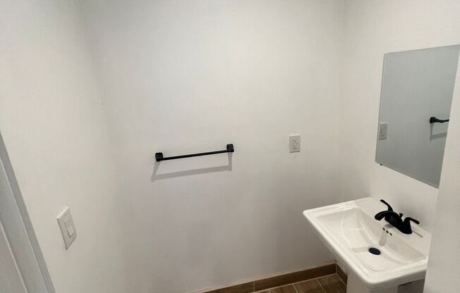 Cohasset Luxury Apartments LLC
