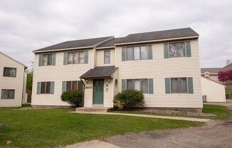 Upstairs condo with garage space in great NW location!