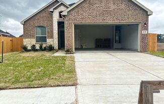 4 beds, 3 baths, $2,095