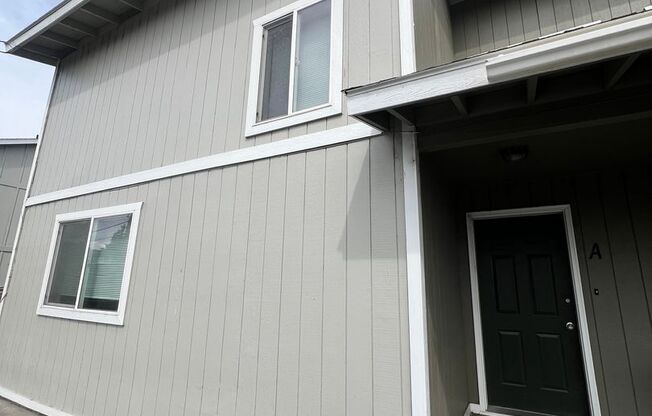 1236 Columbia