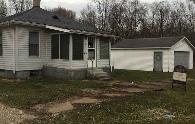 2BR, 1BA residential Clinton, IN