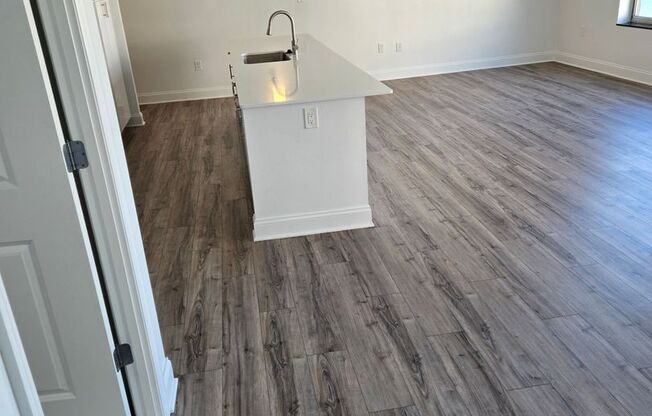 1 bed, 1 bath, 1,194 sqft, $2,480, Unit 806