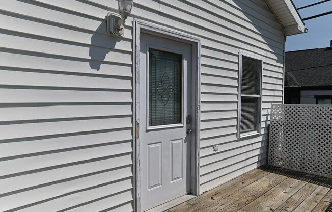42 E Locust Street