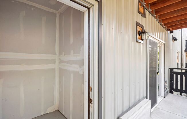 2 beds, 2 baths, $1,595, Unit CPC-A306