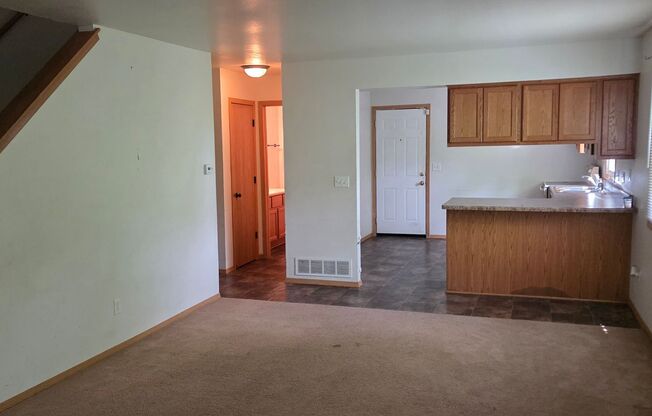 6536-6538 N. 106th Street