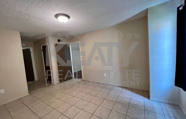 2 beds, 2 baths, 1,000 sqft, $600, Unit A