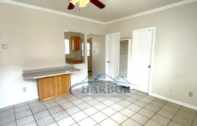 349 - 363 1/2 West Amar Street