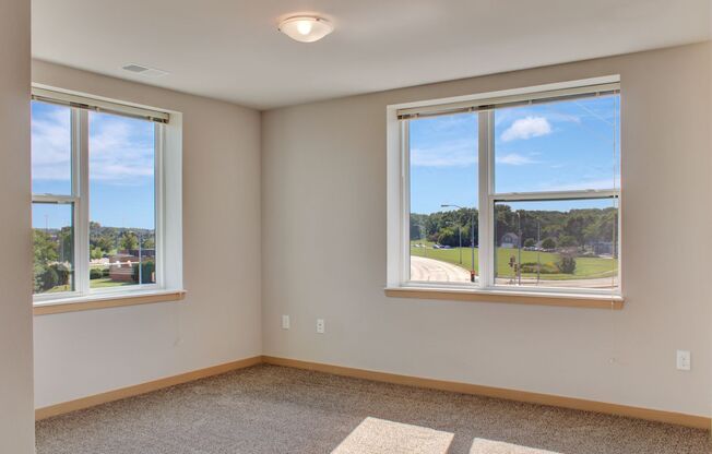 2 beds, 2 baths, 1,120 sqft, $1,600, Unit 301