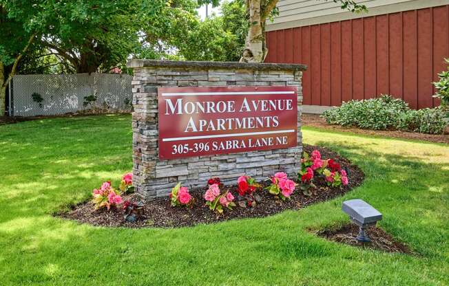 apartment Signature at Monroe Avenue Apartments, Salem, OR, 97301