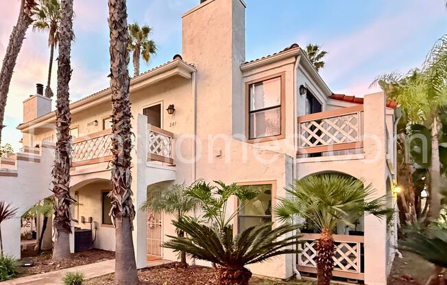 Penasquitos, 9438 Twin Trails Dr #201, Granite Counters, AC, Gas Log Fireplace, Vaulted Ceilings.