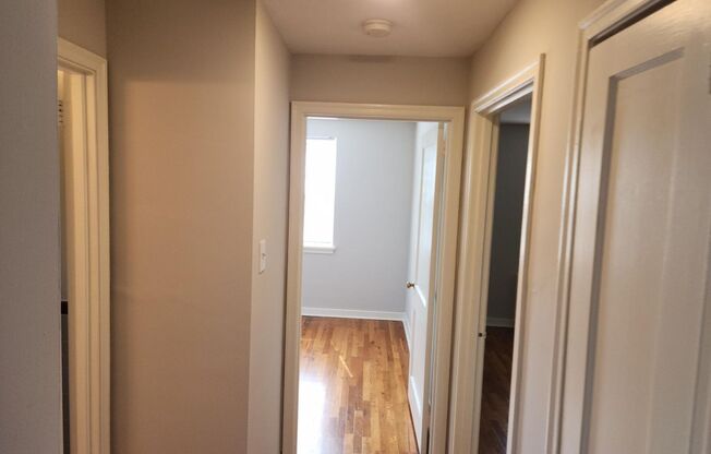 2 beds, 1 bath, 897 sqft, $2,335, Unit A-16
