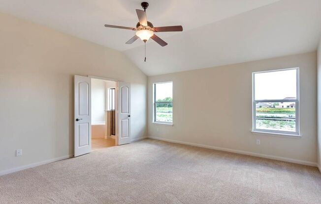 Large 4-Bedroom In Family Neighborhood w/Big & Covered Patio