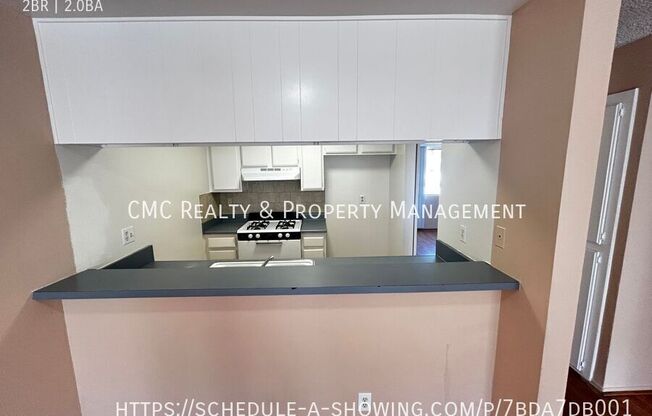 2475 CEDAR AVE