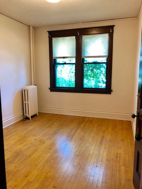 1 bed, 1 bath, $995, Unit 2125 E Kenwood Blvd., G, Milwaukee, WI 53211