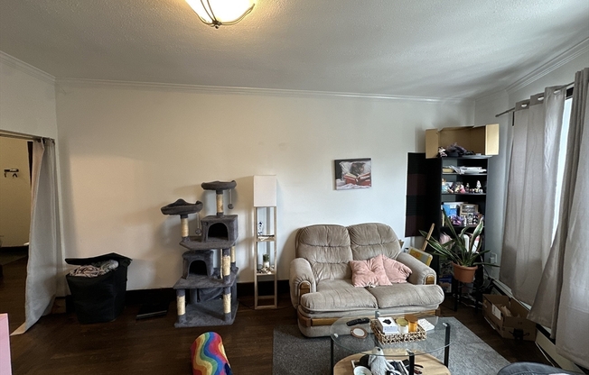 1 bed, 1 bath, 600 sqft, $2,600, Unit 8