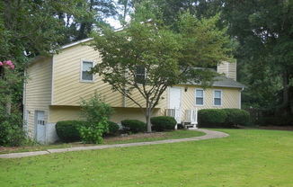 3 beds, 2 baths, $1,750