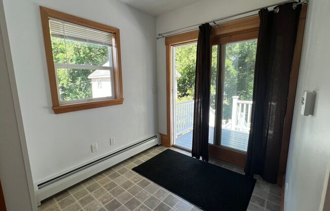LO - 24 Maple St.
