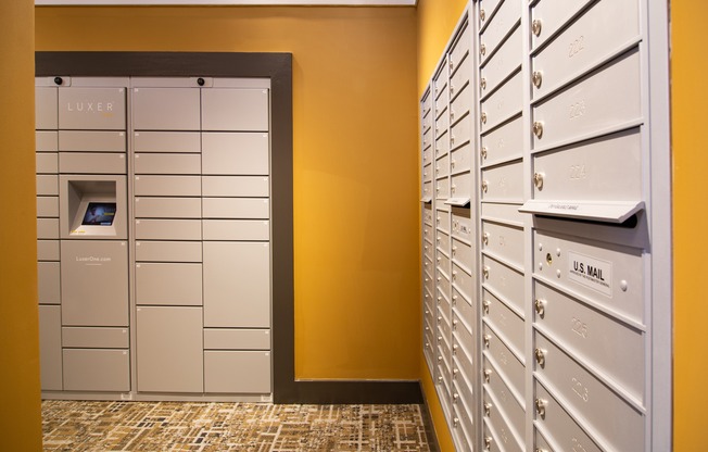 Mail Center