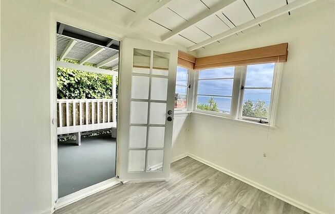 2260 GLENNEYRE ST - JAMES CLAYSON
