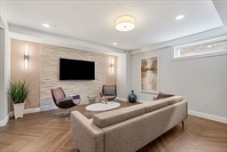 1 bed, 1.5 baths, 869 sqft, $3,950, Unit 201