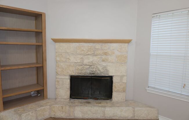 1 bed, 1 bath, $1,295, Unit Unit 825