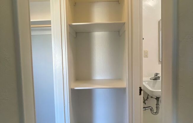 Studio, 1 bath, $1,700, Unit 9