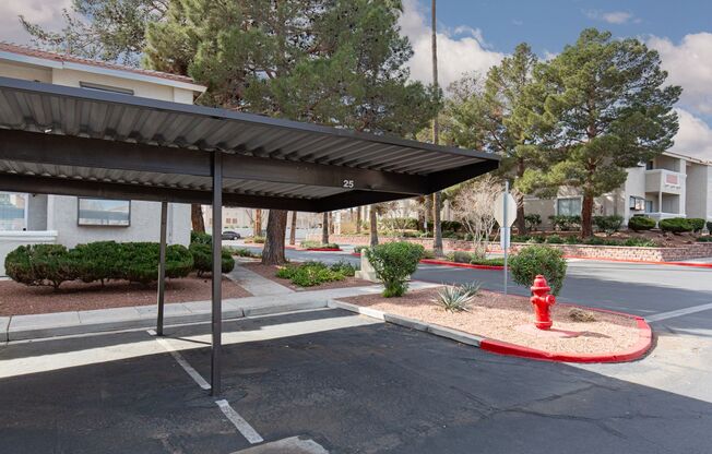 2 beds, 2 baths, $1,400, Unit Building 4