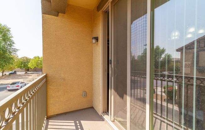 2 beds, 2 baths, $1,895