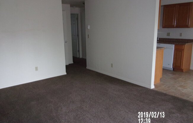 1 bed, 1 bath, 650 sqft, $1,100, Unit 64
