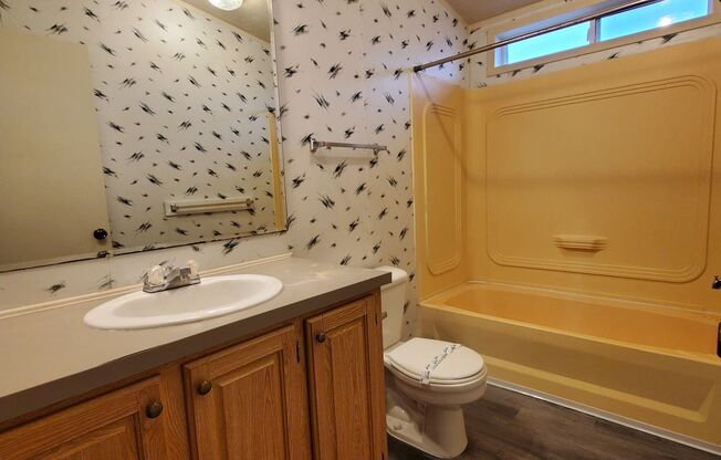 3 beds, 2 baths, 1,344 sqft, $2,195, Unit 31811-53