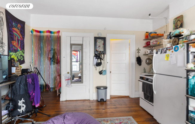 118 MONTAGUE ST