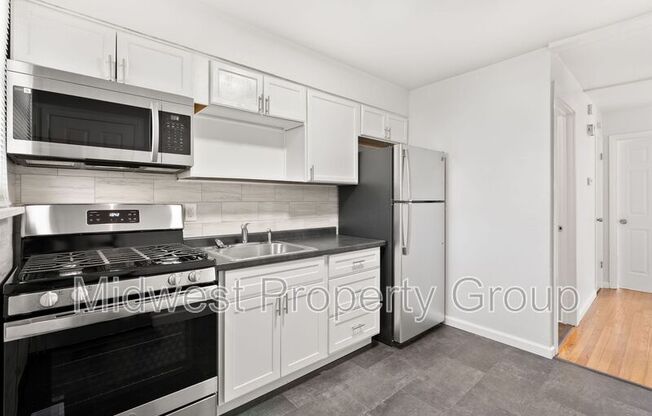 3321 W MILTON AVE