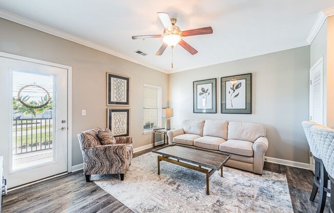 1 bed, 1 bath, 715 sqft, $999, Unit Building F-Unit 307