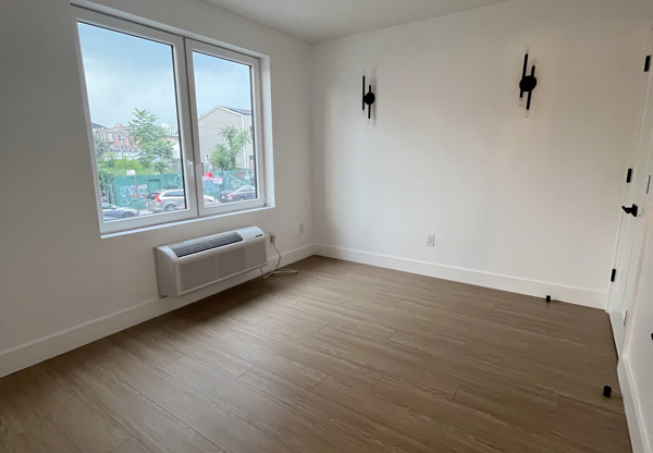 134 ERASMUS ST