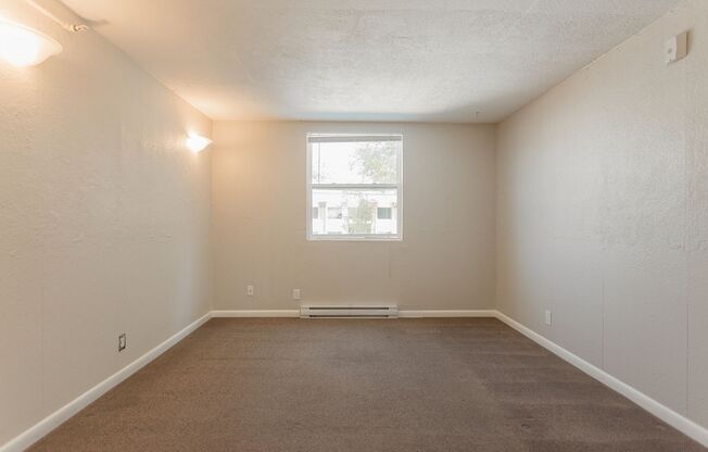 2 beds, 1 bath, 690 sqft, $2,800, Unit 209