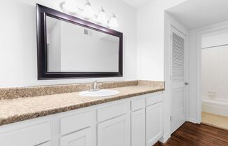 Studio, 1 bath, 540 sqft, $751, Unit 2I