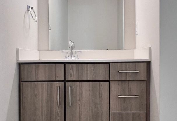 1 bed, 1 bath, 700 sqft, $1,195, Unit Unit 206