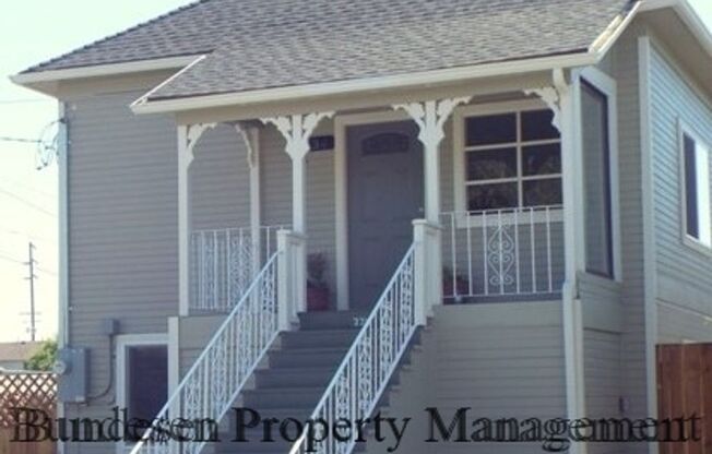 2 beds, 1 bath, $2,350, Unit House