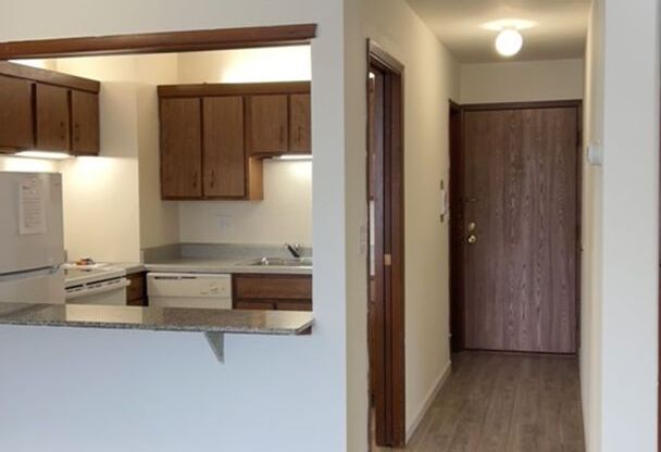 Lake Terrace Apartments