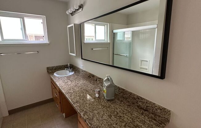 1610 Cloverdale Lane