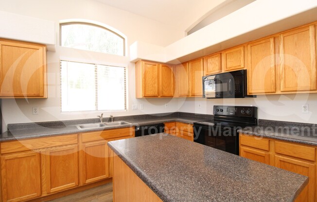 10504 W CORONADO RD