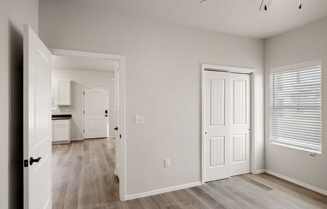 1 bed, 1 bath, 623 sqft, $1,000, Unit 321