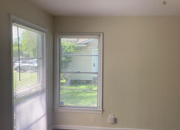 1402 RIO HONDO DR
