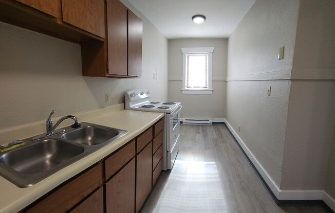 2 beds, 1 bath, 665 sqft, $1,400, Unit 309