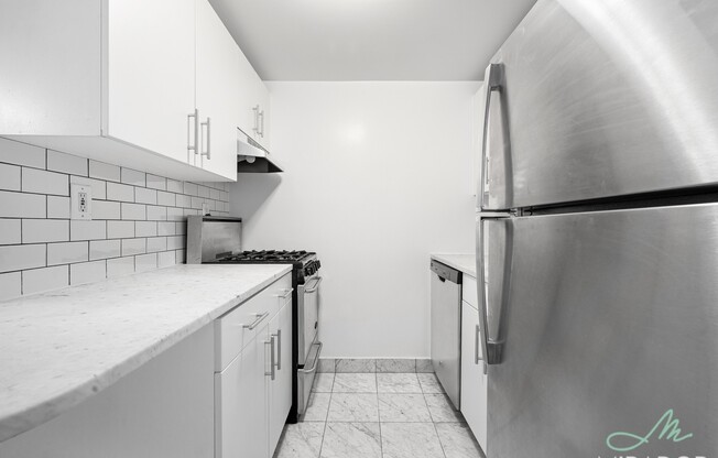 1 bed, 1 bath, $5,000, Unit LB