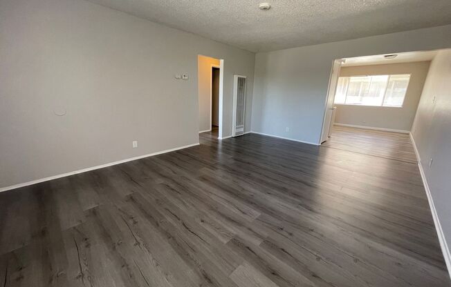 Wonderful Upstairs Unit, Close to the Delta!