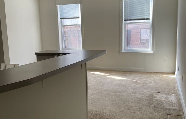 1211 Locust St
